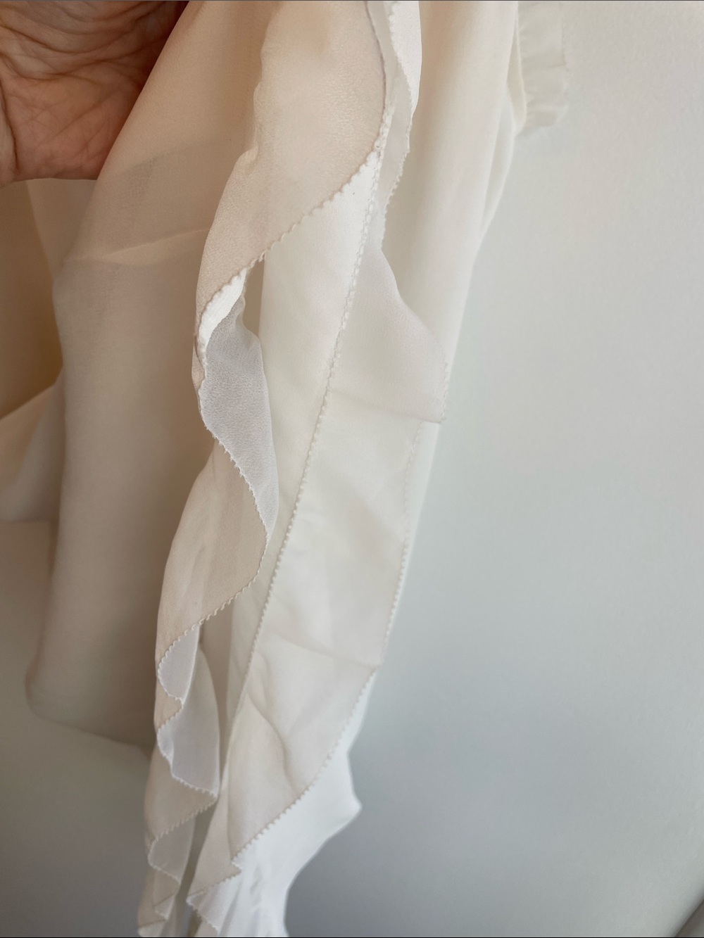 Wilfred Cathedral Smocked Spaghetti Strap Dress in Cream Size S. NWOT - Picture 4 of 11